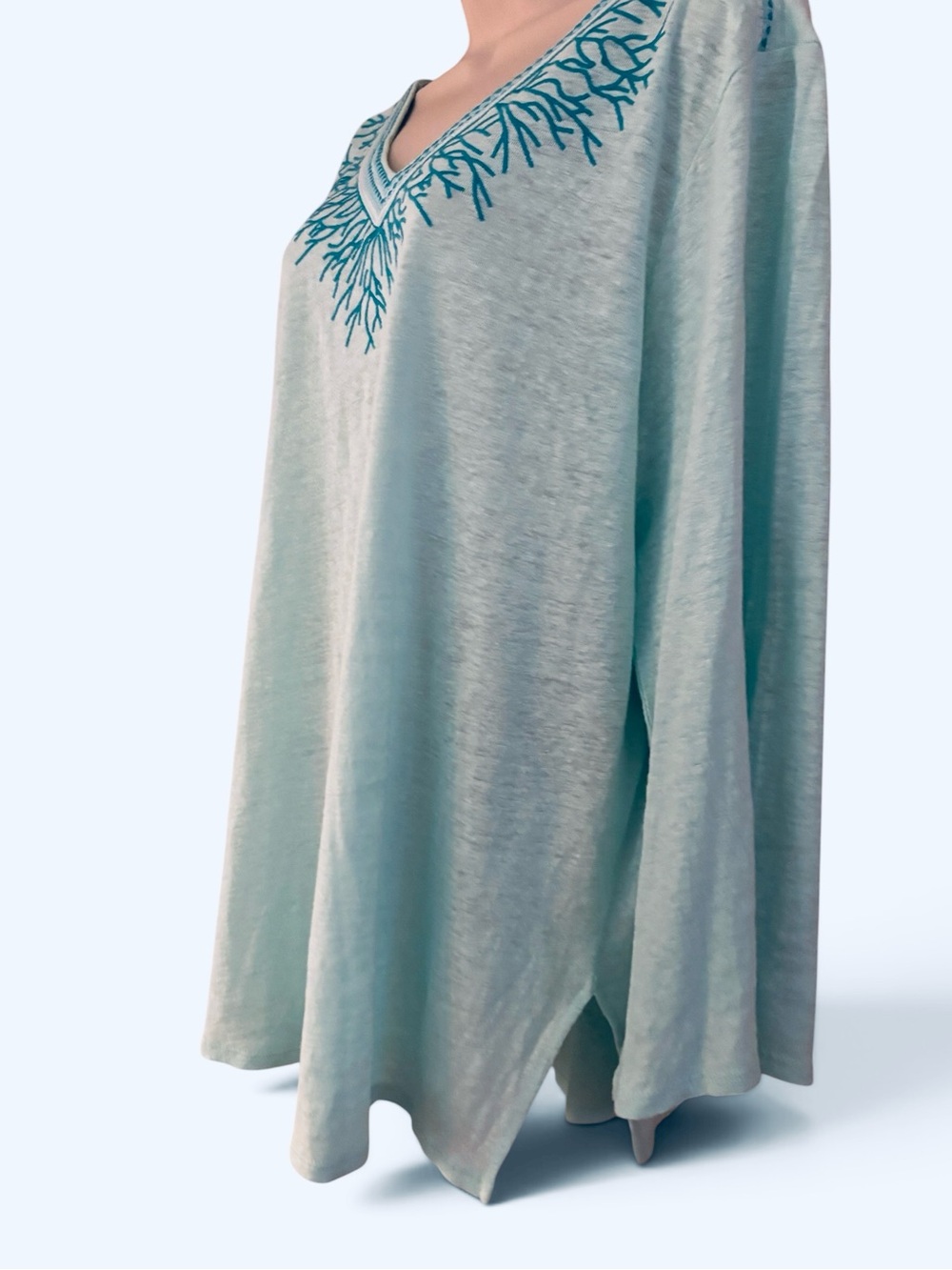 Chicos Linen Embroidered V-Neck 3/4 Sleeves Coastal Ocean Blue Tunic Top Size XL - Picture 5 of 8